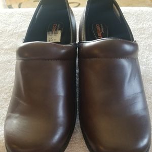 Unisex SafeTstep Mule shoes